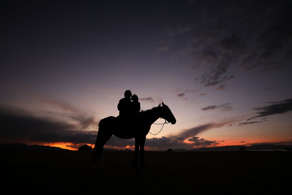 Horse riding Tour Kyrgyzstan - Ala Too Travel